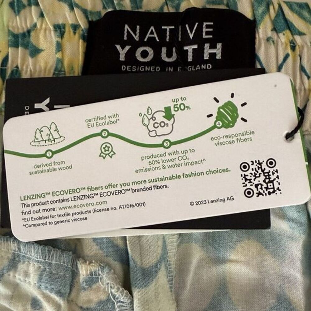 NWT Native Youth Lavera Green Tile Print Shorts Size 30 - Picture 8 of 16